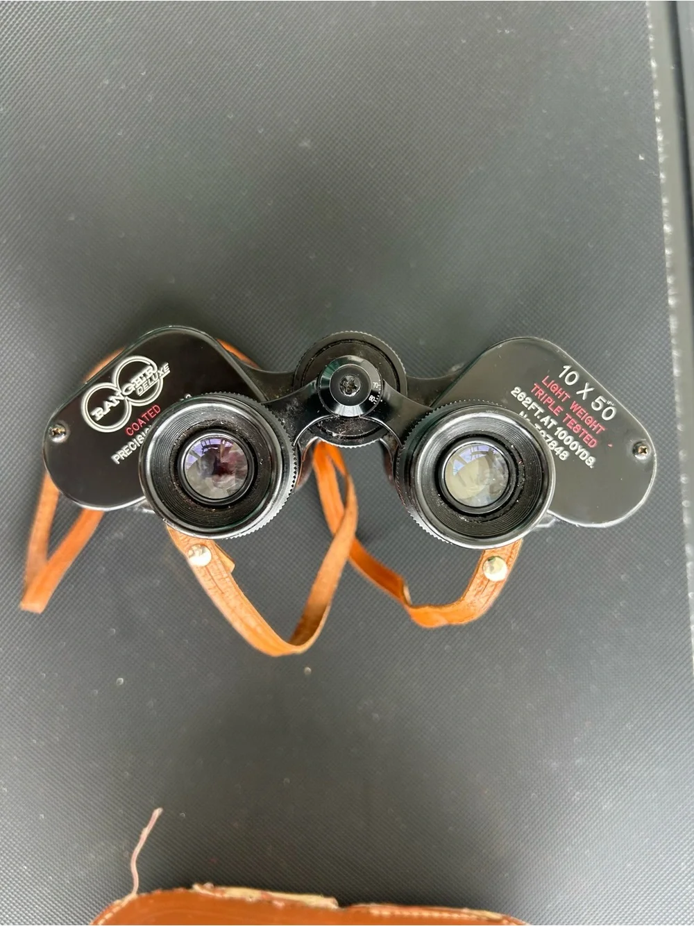 Vintage Binoculars with leather case. 10 x 50 Ranger Deluxe